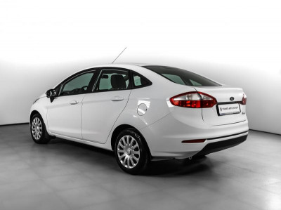 Ford Fiesta Седан 1.6 AT (105 л. с.)
