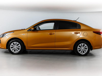 Kia Rio 1.4 MT (100 л. с.)