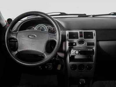 LADA Priora 1.6 MT 16 кл (Евро-3) (98 л. с.)