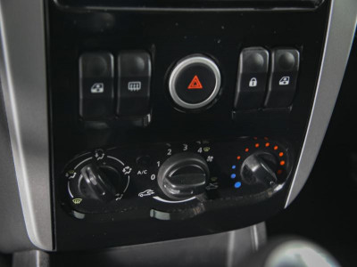 LADA Largus универсал 1.6 MT 16 кл (5 мест) (106 л. с.)