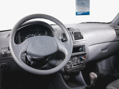 Hyundai Accent 1.5 MT (102 л. с.)