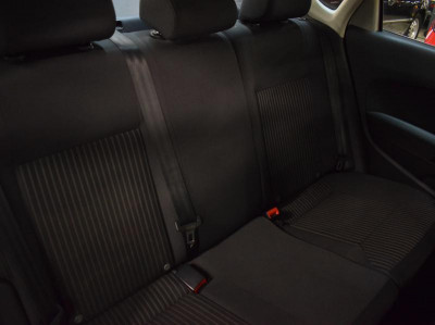 Volkswagen Polo 1.6 Tiptronic (105 л. с.)