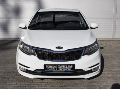 Kia Rio 1.4 MT (107 л. с.)