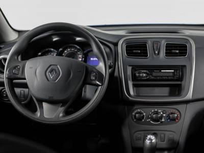 Renault Sandero Stepway 1.6 MT (102 л. с.)