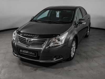 Toyota Avensis 1.8 MT (147 л. с.)
