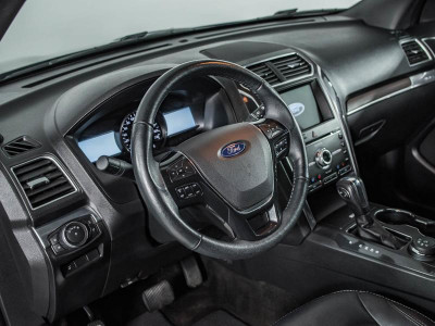 Ford Explorer 3.5 SelectShift 4WD (249 л. с.)