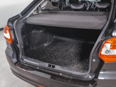 LADA Granta лифтбек 1.6 8кл MT (87 л. с.)