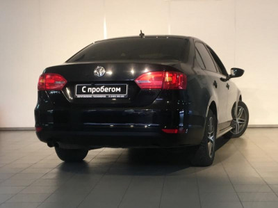 Volkswagen Jetta 1.4 TSI DSG (122 л. с.)