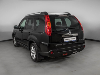 Nissan X-Trail 2.0 MT (141 л. с.)