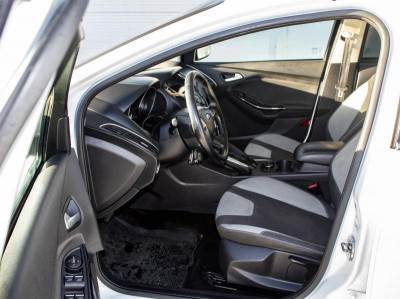 Ford Focus 1.6 PowerShift (105 л. с.)