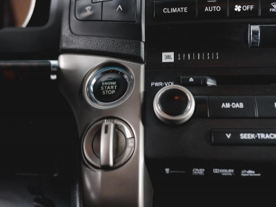 Toyota Land Cruiser 4.7 4WD AT (288 л. с.)