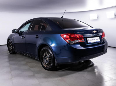 Chevrolet Cruze 1.6 MT (113 л.с.)