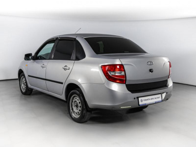 LADA Granta седан 1.6 AT 16кл (98 л. с.)