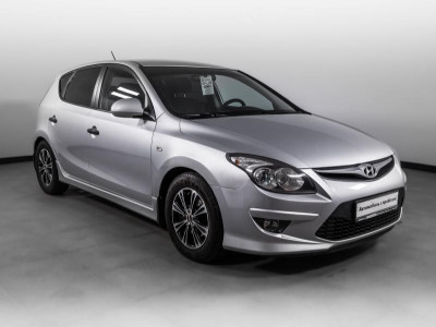 Hyundai i30 1.6 AT (126 л. с.)