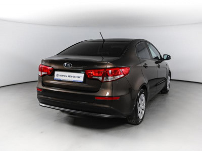 Kia Rio 1.6 MT (123 л. с.)