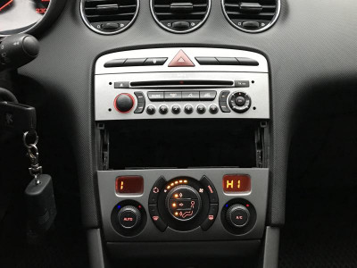 Peugeot 308 1.6 VTi MT (120 л. с.)