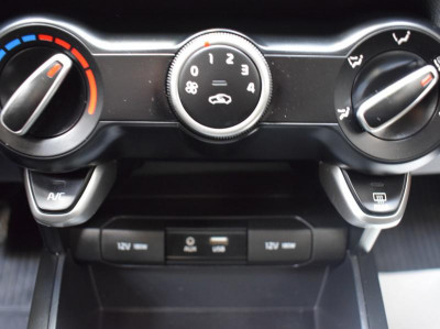 Kia Rio X-Line 1.4 AT (100 л. с.)