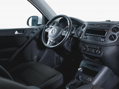 Volkswagen Tiguan 2.0 TDI 4Motion AT (140 л. с.)