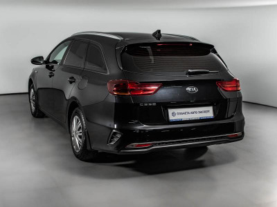 Kia Ceed SW 1.6 MPI MT (128 л.с.)