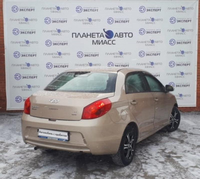 Chery Very 1.5 MT (109 л. с.)