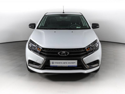 LADA Vesta 1.6 MT (106 л. с.)