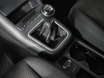 Volkswagen Tiguan 1.4 TSI BlueMotion MT (122 л. с.)