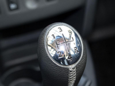 Renault Новый Logan 1.6 MT (113 л.с.)