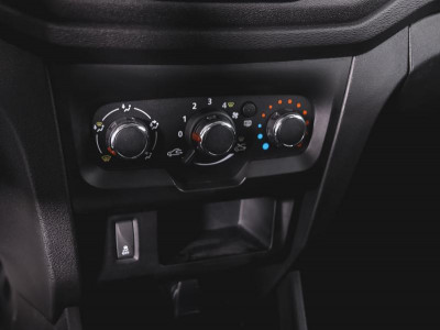 LADA XRAY 1.6 MT (106 л. с.)