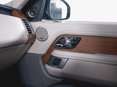 Land Rover Range Rover 3.0d AT (248 л.с.) 4WD