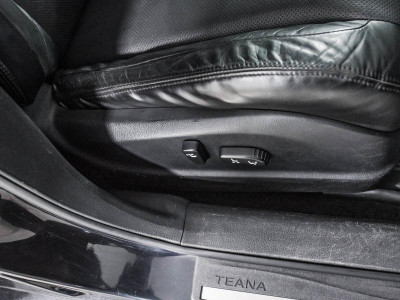Nissan Teana 3.5 Xtronic (249 л. с.)