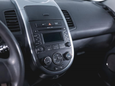 Kia Soul 1.6 AT (129 л. с.)