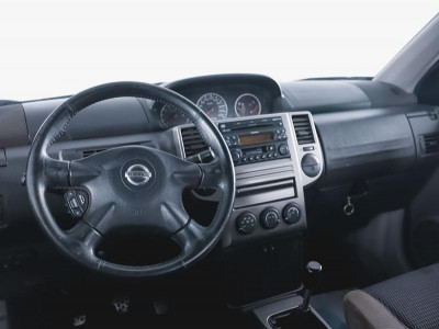 Nissan X-Trail 2.0 MT (140 л. с.)