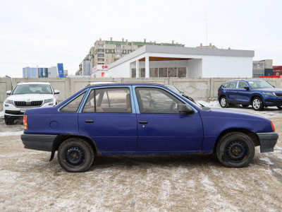 Opel Kadett 1.6 MT (75 л.с.)