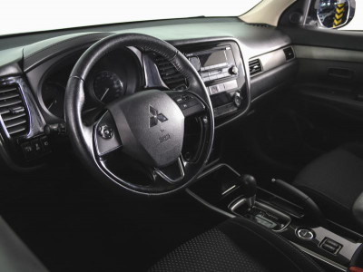 Mitsubishi Outlander 2.0 CVT 4WD (146 л. с.)