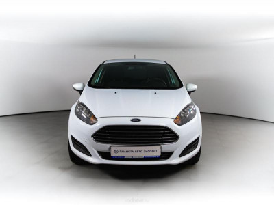 Ford Fiesta Хетчбэк 1.6 AT (105 л. с.)