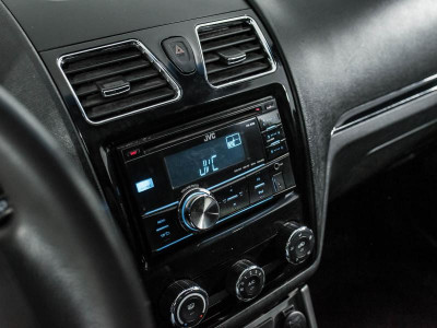 Geely Emgrand EC7 1.8 MT (126 л. с.)