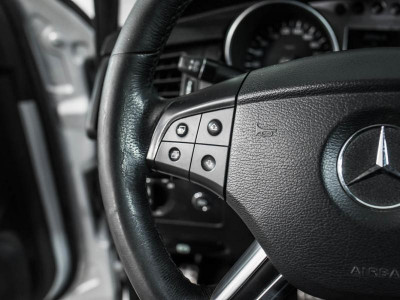 Mercedes-Benz R-класс R 320 CDI 4MATIC 7G-Tronic (224 л. с.)