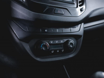 LADA Vesta 1.6 MT (106 л. с.)