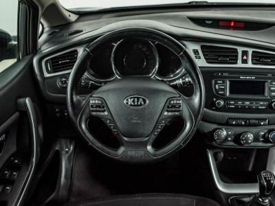 Kia Ceed 1.6 MT (129 л. с.)