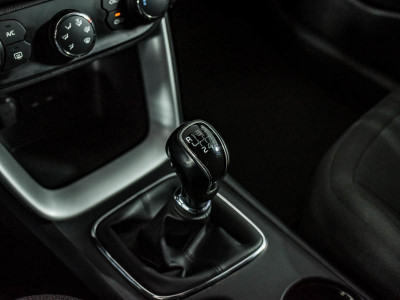 Kia Ceed 1.6 MT (129 л. с.)