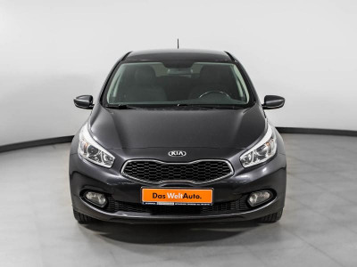 Kia Ceed 1.6 MT (129 л. с.)