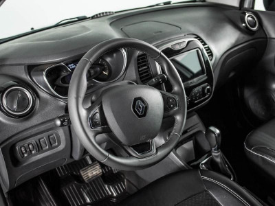 Renault Kaptur 1.6 MT (114 л. с.)