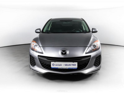 Mazda 3 1.6 MT (105 л. с.)