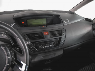 Citroen C4 Picasso 1.6 AT (150 л.с.)
