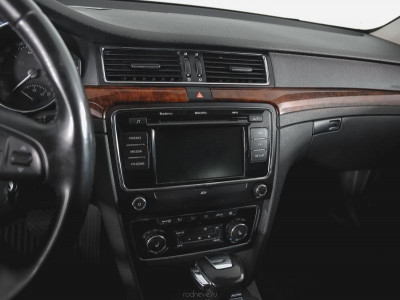 ŠKODA Superb 1.8 TSI DSG (152 л. с.)