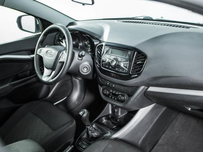 LADA Vesta SW 1.6 MT (106 л.с.)