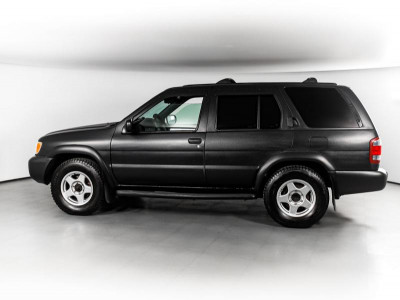 Nissan Pathfinder 3.3 4WD AT (150 л. с.)