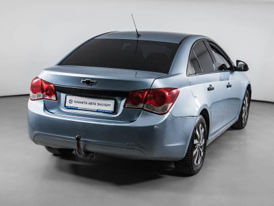 Chevrolet Cruze 1.6 MT (113 л.с.)