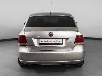 Volkswagen Polo 1.6 MT (105 л. с.)