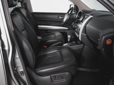 Nissan X-Trail 2.0 CVT AWD (141 л. с.)